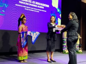 Pelepasan Ke-IX Mahasiswa Fakultas Dharma Acarya